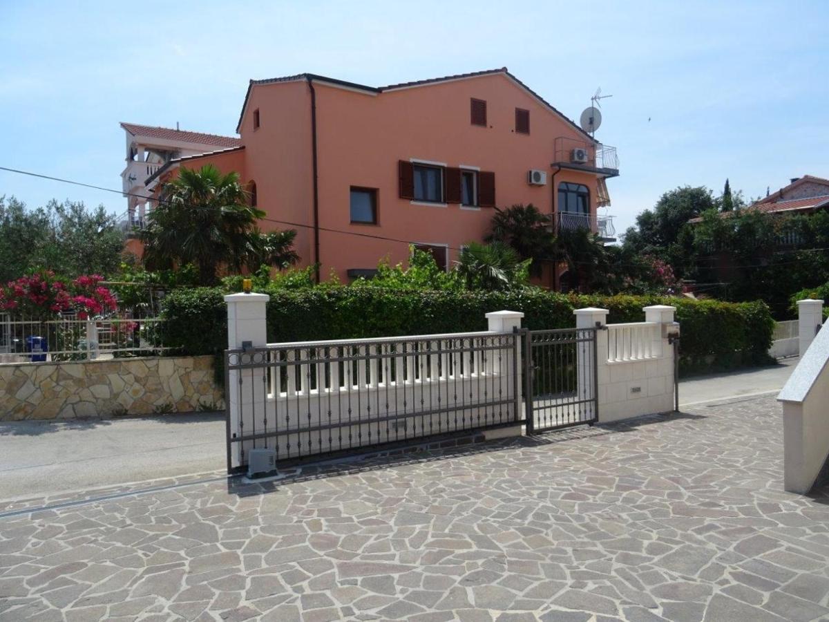 Apartments With A Parking Space Biograd Na Moru, Biograd - 860 エクステリア 写真
